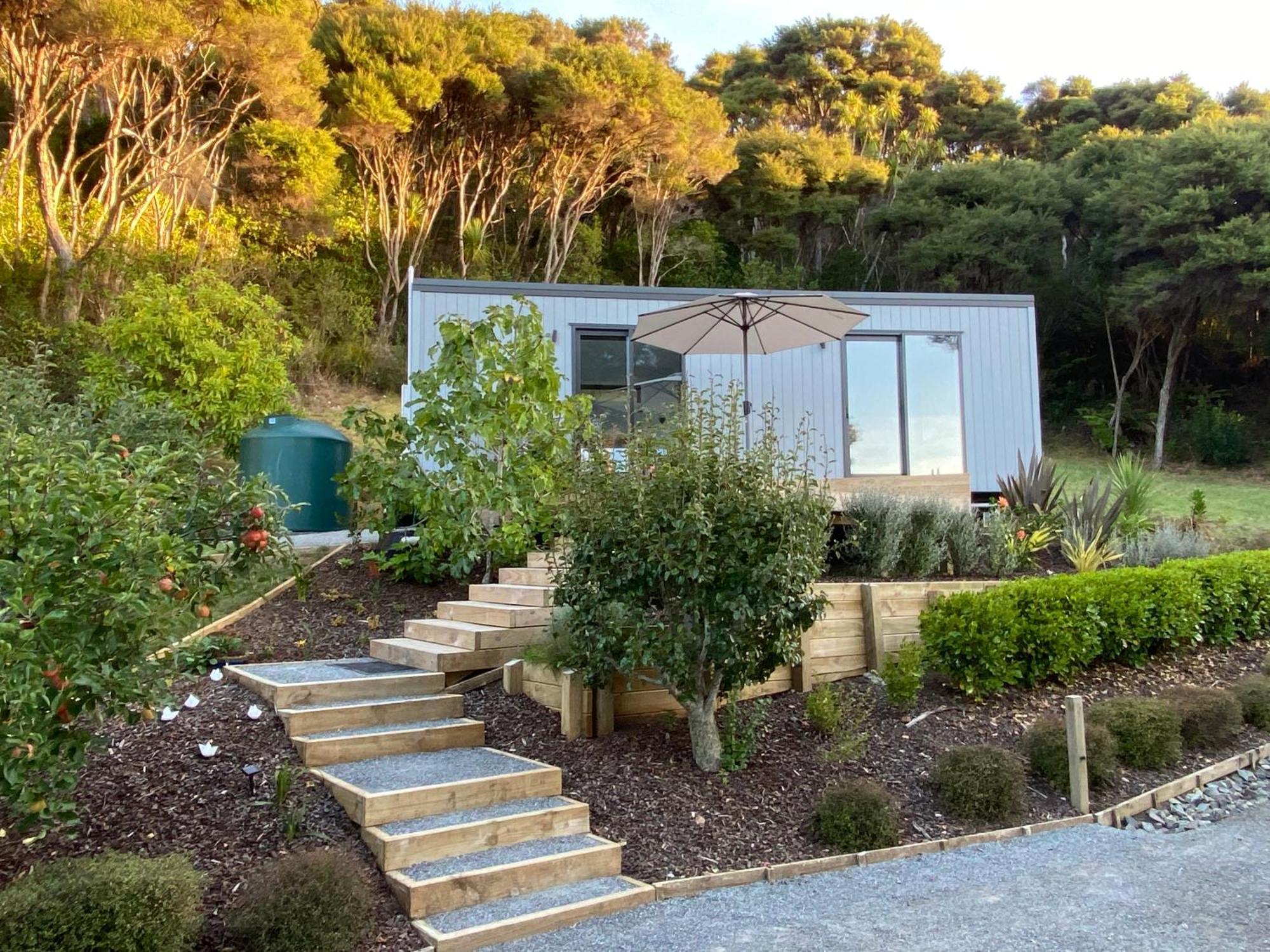 Te Henga Hideaway Villa Bethells Beach Exterior photo